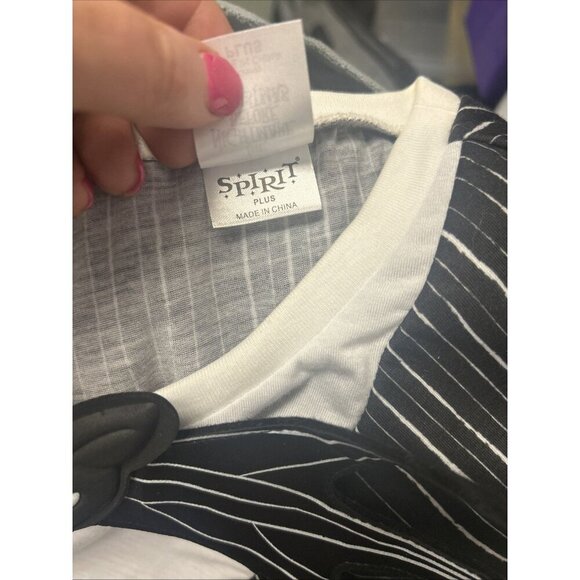 Disney The Nightmare Before Christmas Jack Skellington Skeleton T-Shirt Plus - Picture 5 of 5